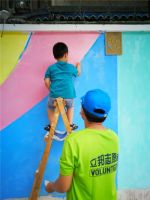 立邦“为爱刷新”携手志愿者描绘成都百米公益创意墙绘