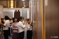 遇见莫兰迪灰 永吉地板惊艳发布“钻石珍珠漆”新品