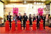 奥维尔华艺店盛装靓相