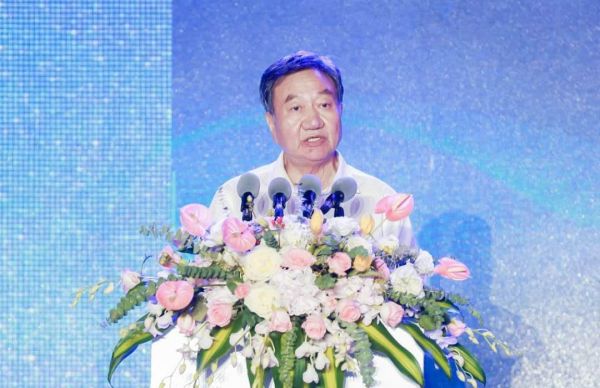 商务部原副部长、中国贸促会原会长姜增伟致辞