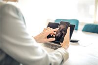 上班带娃两不误 二胎超人妈妈的时间管理之术