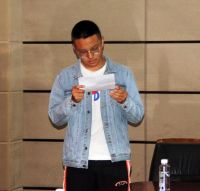 光明家具开展“金秋助学”活动