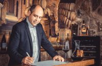 “随手拍”海尔：西班牙百年酒庄里的“专业级酒窖”