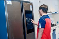 "三翼鸟"厨房超越硬件局限,还有"无感支付",能自动下单