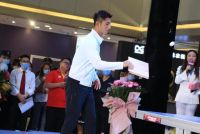 大自然“地板天团”出道，星推官张继科空降活动现场助力发放福利