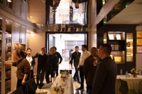 百年印象新派实木品鉴会成功举行  二次发布气氛热烈成熟经销商现场签约