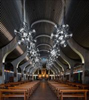 Tom Dixon 推出新品枝形吊灯BURST