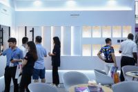 盈趣智能管家携明星产品惊艳亮相宁波国际照明展