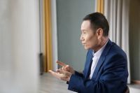 出圈了！播放超百万，财联社专访上海天洋墙布董事长李哲龙!