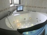 老婆花40万装修的新房，满屋智能家具，卫生间的设计活像个鬼屋！