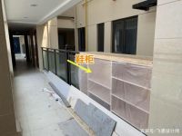 连廊做洗衣池，还把洗衣机挪这，邻居瞧见：这是当成自己家阳台了