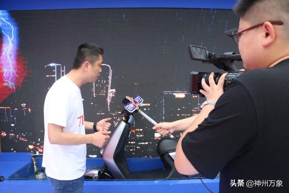 雅迪717骑趣盛宴开启,用潮流矩阵引领低碳出行
