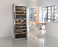 德国品牌Liebherr利勃海尔双温区储酒，打造理想侍酒型酒柜