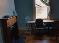 27岁香港海归姑娘，为攒钱住9㎡劏房，面积很小但生活充实