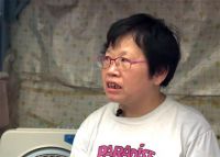 59岁香港阿姨住7年劏房，在6㎡的蜗居中努力生活，网友：太难了