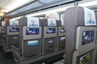 沉浸式归家！简一x高铁带你搭乘“爱家穿梭机” 让爱穿越时空