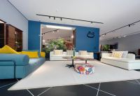 喜爱艺术和自由的你，这家店的沙发一定会喜欢。