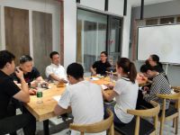 强帮扶 优落地 帕莱德沉浸式终端帮扶助力成长