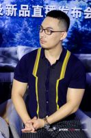 承载舒适家居的躺平操作，约克IWE Home家用水生态全效中央空调新品直播一键pick