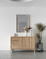 为追求极简风，她舍弃客厅，完工后不减实用，反而十分高级