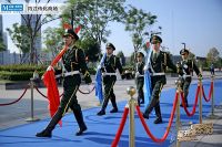 首个高铁之上的一站式家居体验Shopping Mall——红星美凯龙内江传化商场璀璨开业！