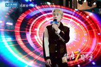 生活的深处是艺术，吴克群亲临红星美凯龙金牛商场，唱响生活之诗！