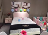 一天撞3次脚，我终于忍不住换了张软床