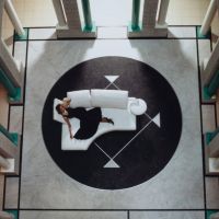 惊艳 , 上世纪德国「国宝级家居品牌」Rolf Benz的时髦大片！