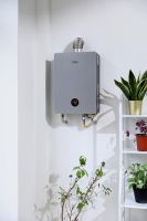 毛晓彤浴室揭秘，分享家电好物万家乐A3小体积热水器