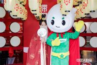 一张板的态度，刻着国潮中隐藏的价值密码