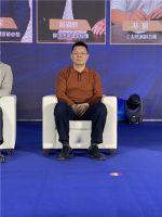 霍尔茨门业总经理赵崇联在“中国木门及定制行业发展趋势论坛”发表观点