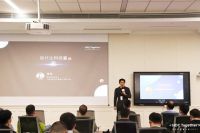 家简呈出姜峰亮相华为开发者大会2021 聊设计与科技融合