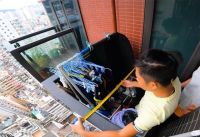 香港30岁单身青年月入3万，花400万买下18㎡纳米楼：我太幸福了