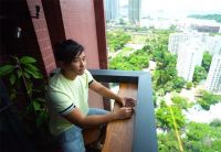 香港30岁单身青年月入3万，花400万买下18㎡纳米楼：我太幸福了