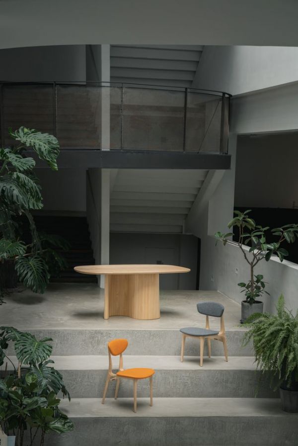 STAY系列圆幕桌、Chair No.0、Chair No.1