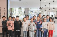 “做你骄傲的掌厨家”田螺云厨AI烹饪实践体验课走进未来社区