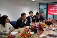 扬子地板与牛妈妈建材供应链签订战略合作协议，开启共谋发展新篇章