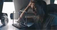 【米兰壁纸墙布窗帘】多么痛的领悟，原来这个也可以改善睡眠！