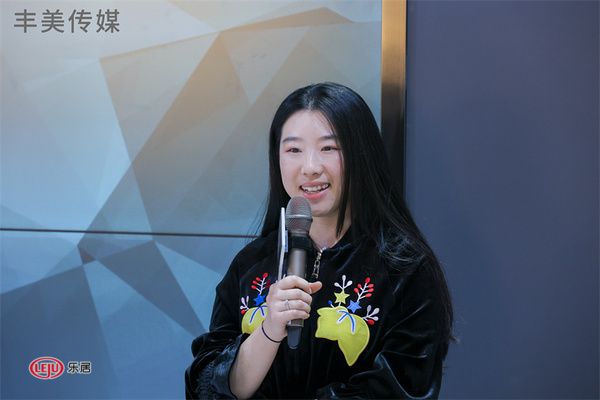 杨倩