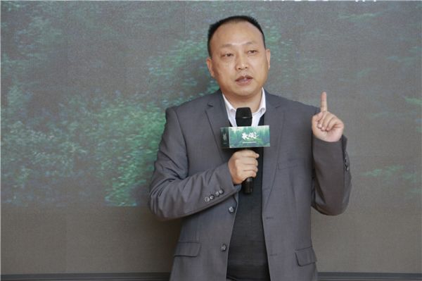 中国建筑材料流通协会执委、副会长兼陶瓷卫浴经销商委员会主席李作奇