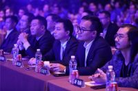 卡百利“冠名高铁”系列之三:布局下一个5年