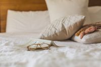 家居实用宝典：教你如何选择进口床垫