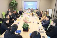 家居男人邦参观墙板行业黑马圣伯雅