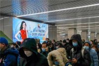 一块拼·向未来！冠珠瓷砖携代言人亮相张家口高铁站，为运动健儿加油