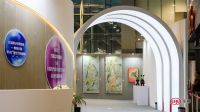 跨界艺术丝巾作品展 | 设计师葛凯提倡环保拥抱美好生活