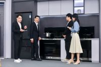 “霸总”王耀庆助阵老板全新一代高性能集成灶再升级首发直播夜