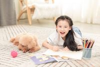 呵护孩童之眼，艾拉物联AI无主灯专注家庭环境“光健康”