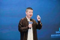 家简呈出创始人、设计大师姜峰，获深圳家居十年成就之「设计典范」称号