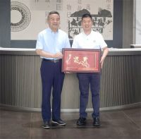 东莞市潮汕商会走进马可波罗控股参观交流