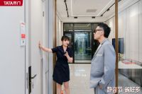视线|36位明星空降36城 TATA木门818静音日倡导更“自由”的生活方式